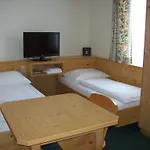 Hubertushof Fromwald Inn 3*