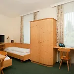 Hubertushof Fromwald Und Πανδοχείο